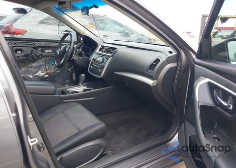 2017 Nissan Altima 2.5 Sr из США, поврежденный, VIN 1N4AL3AP6HC268169